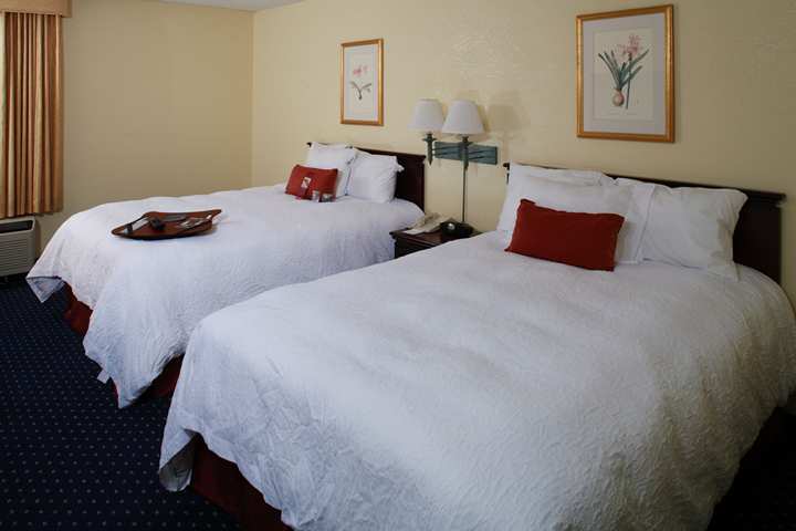 Spark By Hilton Germantown Washington Dc North Phòng bức ảnh